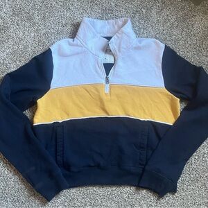 Hollister Women's Navy, White, and Yellow Zip-Up Sweater